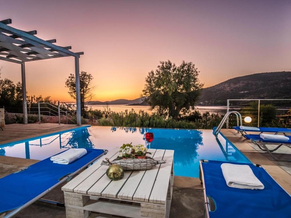 Zidanos Luxurious Sea Front Villa Marandokhórion Exterior foto